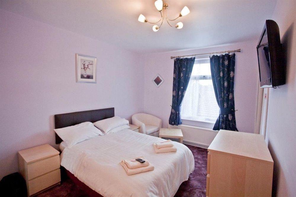 Hawthorn Hotel Radcliffe Eksteriør billede