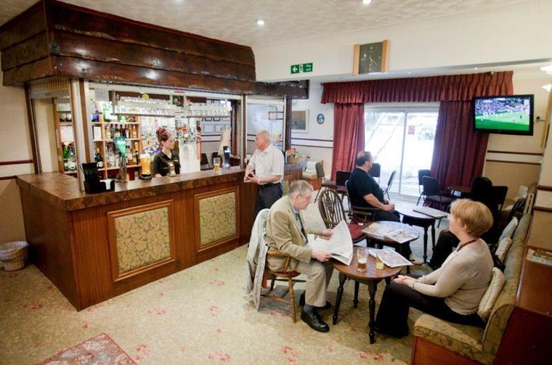 Hawthorn Hotel Radcliffe Eksteriør billede